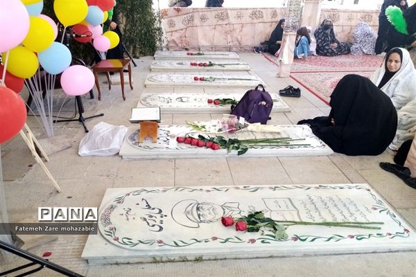 برگزاری جشن  تولد دانش‌آموز شهید  محمدرضا کشاورز در حرم مطهر شاهچراغ (ع)
