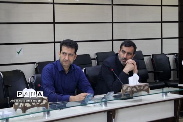 نشست کمیته مدیریت فوریت های آموزش و پرورش و پدافند غیر عامل  اداره کل آموزش و پرورش استان بوشهر