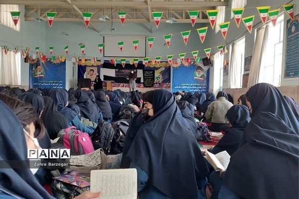 مراسم عزاداری شهادت امیرالمؤمنین(ع) در دبیرستان شاهد فیض ناحیه 3 شیراز