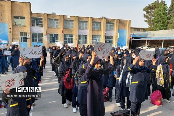 بزرگداشت روز جهانی قدس در دبیرستان شاهد فیض ناحیه 3 شیراز