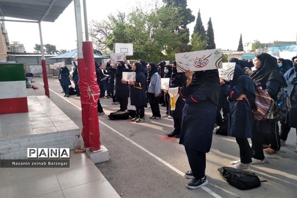 بزرگداشت روز جهانی قدس در دبیرستان شاهد فیض ناحیه 3 شیراز