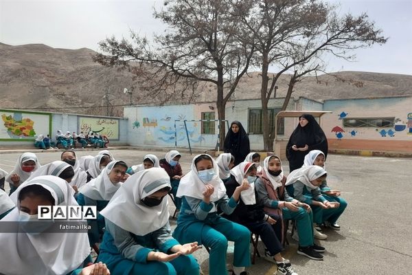برگزاری مراسم شهادت حضرت علی ( ع) در مدرسه پروین اعتصامی شهرستان فیروزکوه