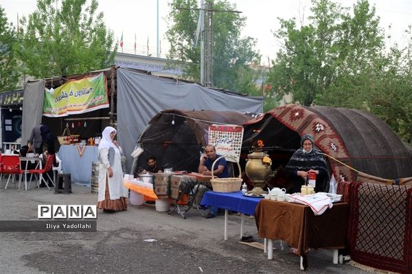 بازدید اعضای سازمان دانش‌آموزی شهر تهران از سی امین دوره نمایشگاه بین المللی قرآن کریم