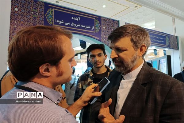 بازدید سرپرست وزارت آموزش و پرورش از غرفه  آموزش و پرورش نمایشگاه بین‌المللی قرآن کریم