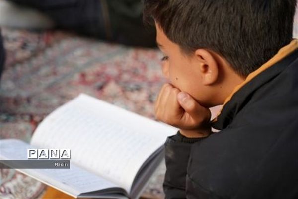 محفل انس با قرآن دانش آموزی ناحیه ۲ شهر اصفهان