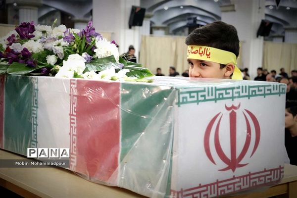 احیای شب بیست و یکم ماه رمضان در مصلی تبریز