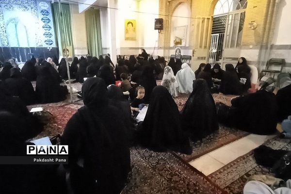 برگزاری مراسم احیای شب قدر در شهرستان پاکدشت