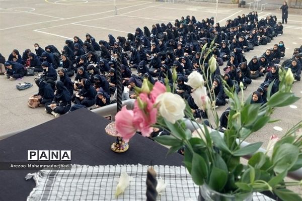 شهید گمنام هشت سال دفاع مقدس در هنرستان کمال