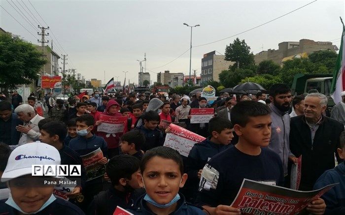 ‌ضرورت شرکت دانش‌‌‌آموزان در راهپیمایی روز قدس از زبان دانش‌آموز خبرنگار پانا/ فیلم