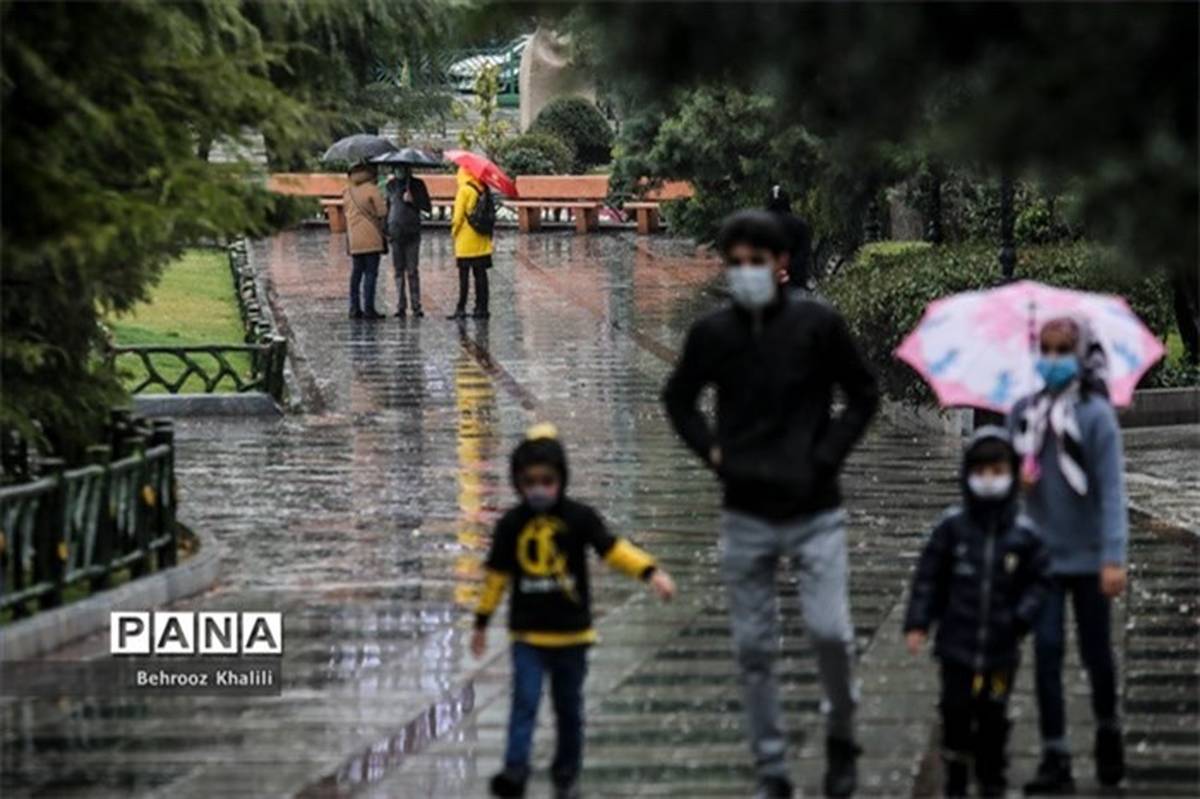 وزش باد در بیشتر مناطق کشور و رگبار و رعد و برق در برخی استان‌ها