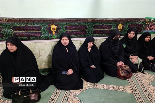 آیین استقبال از پیکر شهید گمنام در آموزش‌و‌پرورش ملارد