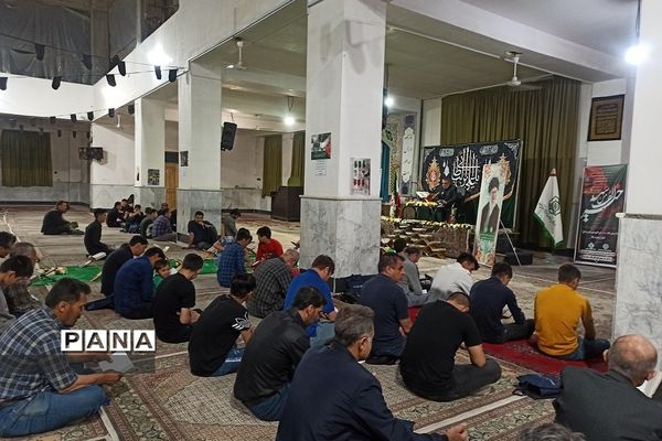 مراسم احیای شب بیست و سوم ماه رمضان در آستان مقدس امامزادگان طاهر و مطهر شهرستان ورامین