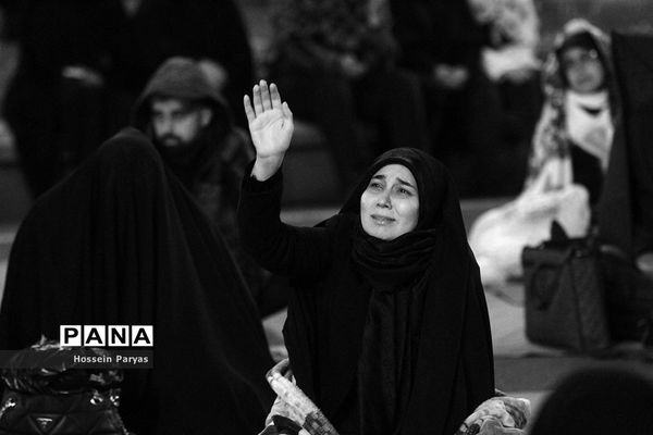 مراسم احیای شب بیست و سوم ماه رمضان در میدان فلسطین تهران