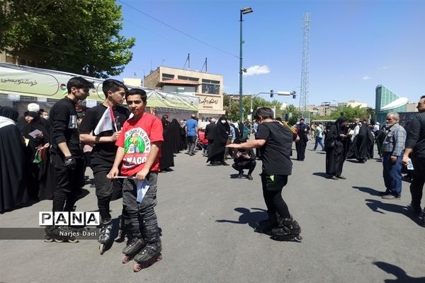 راهپیمایی بزرگ مردم مشهد در آخرین جمعه ماه مبارک رمضان