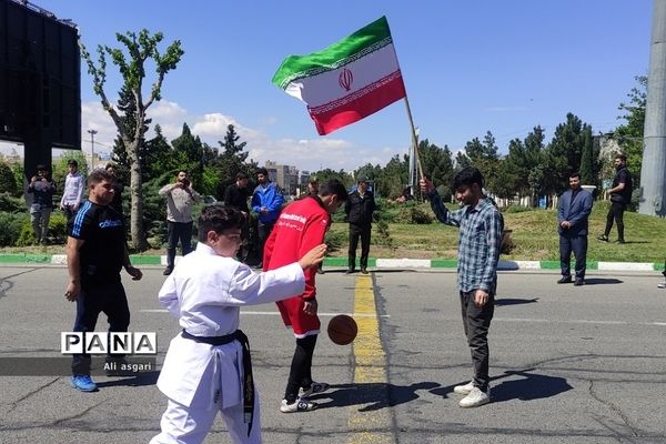 حضور مردم شهرستان شهریار در راهپیمایی روز قدس