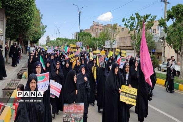 استقبال بی‌نظیر مردم انقلابی شهرستان رباط‌کریم از راهپیمایی روز قدس