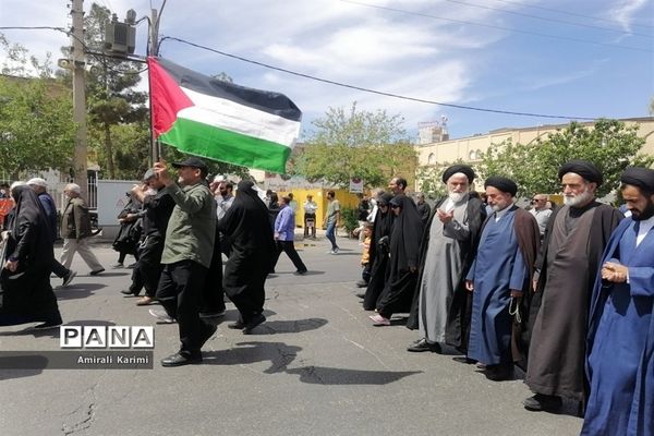 حضور پررنگ کودکان و نوجوانان شیرازی در راهپیمایی روز قدس