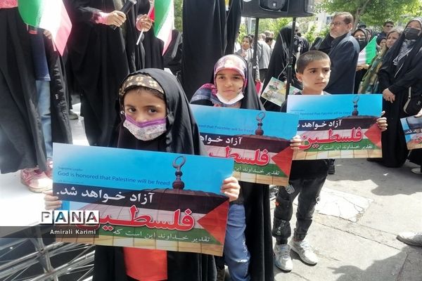 حضور پررنگ کودکان و نوجوانان شیرازی در راهپیمایی روز قدس