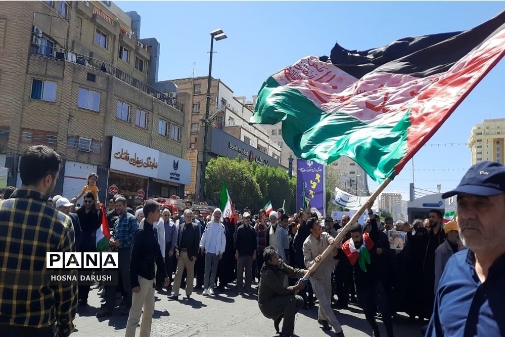 راهپیمایی با شکوه روز قدس در مشهد مقدس