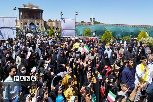 حضور گسترده مردم اصفهان در راهپیمایی روز قدس