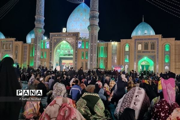 مراسم احیای شب بیست و سوم ماه رمضان در قم