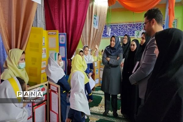 نمایشگاه طرح جابربن‌حیان در مدارس ناحیه یک بهارستان