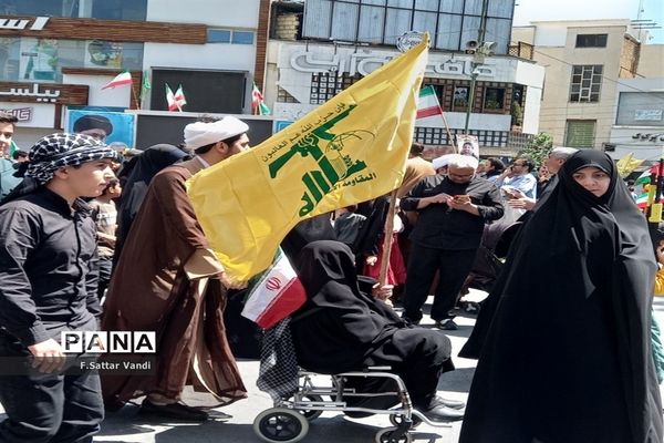 حضور کودکان قمی در راهپیمایی روز قدس
