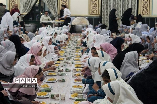 برگزاری جشن بزرگ عبادت با حضور روزه اولی‌ها در شهرستان کاشمر