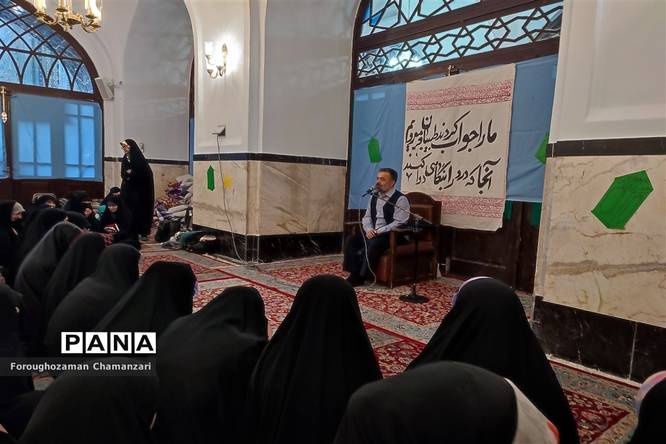 مراسم اعتکاف اتحادیه دانش آموزی انجمن اسلامی در جوار حرم مطهر رضوی