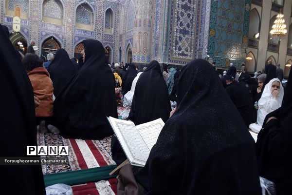 مراسم اعتکاف اتحادیه دانش آموزی انجمن اسلامی در جوار حرم مطهر رضوی
