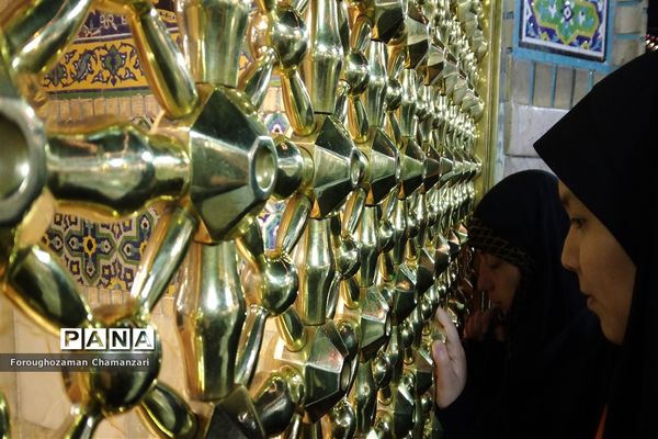مراسم اعتکاف اتحادیه دانش آموزی انجمن اسلامی در جوار حرم مطهر رضوی