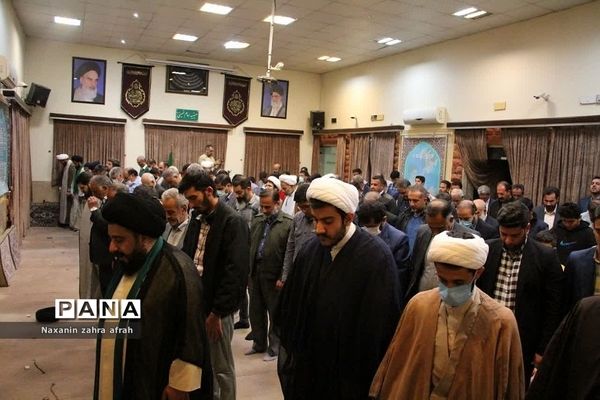 نشست صمیمی مسئولان شهرستان دماوند با فعالان فرهنگی رودهن در ماه مبارک رمضان