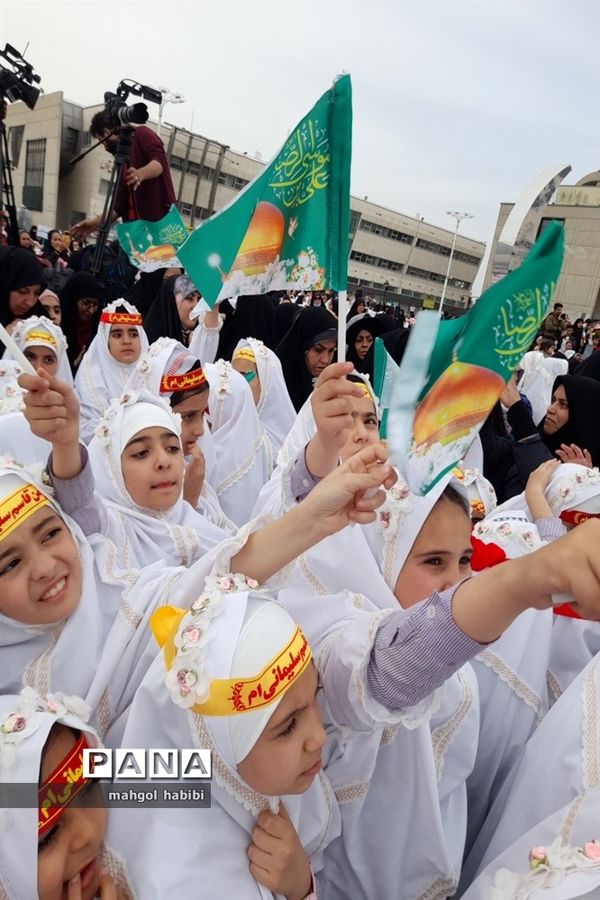 اجتماع بزرگ دختران روزه اولی مشهد
