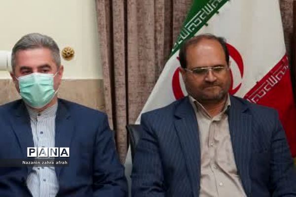 نشست صمیمی مدیران و معاونان پرورشی مدارس در دفتر امام جمعه رودهن