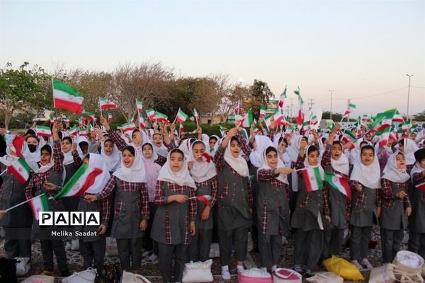 برگزاری جشن دانش‌آموزان روزه اولی در بوشهر