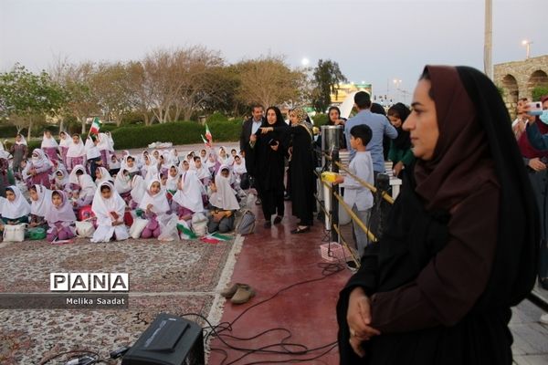 برگزاری جشن دانش‌آموزان روزه اولی در بوشهر