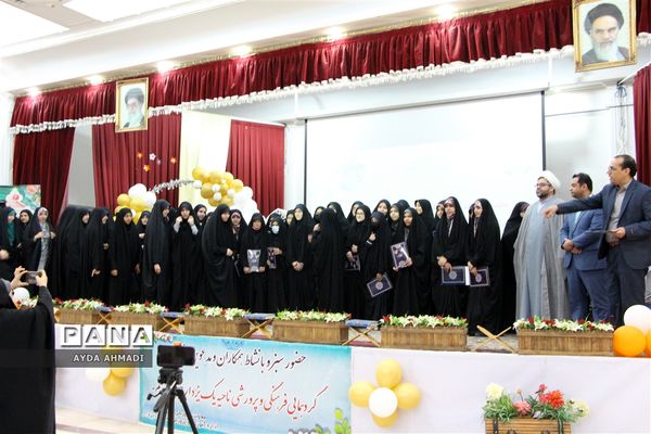 ‌همایش تجلیل از فعالان حوزه قرآن، عترت و نماز ناحیه یک با حضور امام جمعه یزد
