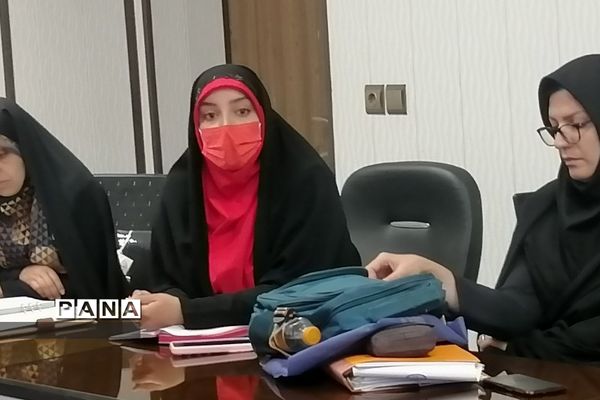 نشست هم‌اندیشی مدیران مدارس مقاطع متوسطه فشافویه
