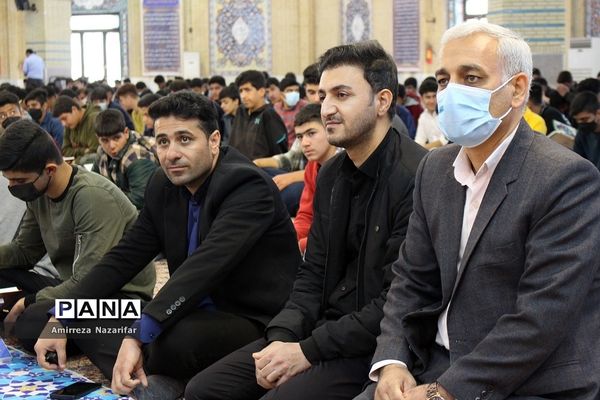 محفل بزرگ انس با قرآن کریم در ایلام