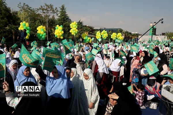 نخستین اجتماع روزه اولی‌ها در تهران