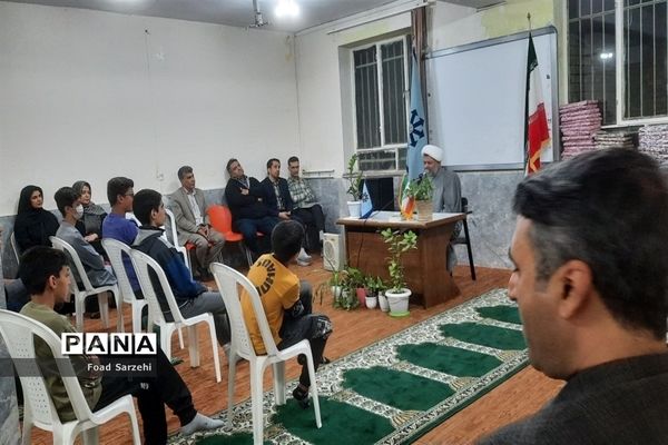 برگزاری مراسم جشن تکلیف دانش‌آموزان پایه هشتم دبیرستان تیزهوشان در شهرستان تربت جام