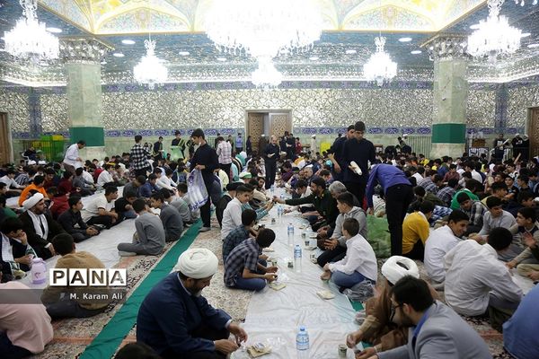 جشن پسران روزه‌اولی در حرم حضرت معصومه(س)