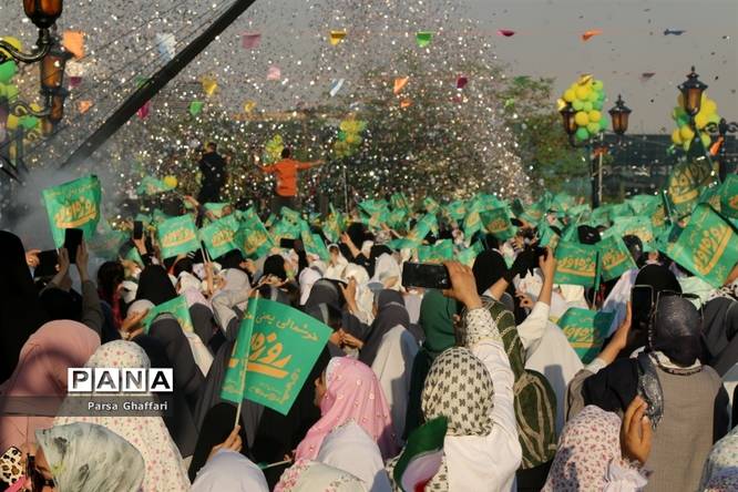 اجتماع بزرگ روزه اولیها در باغ کتاب تهران