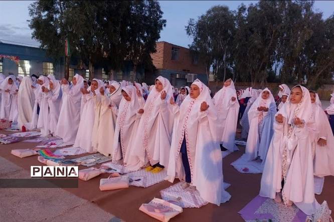 ضیافت افطاری آموزشگاه فاطمیه شهرستان خاتم