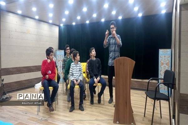 برگزاری مسابقات سرود، تئاتر و عروسک‌گردانی جشنواره فرهنگی و هنری در منطقه ۱۴