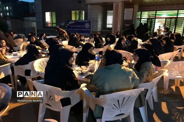 محفل جزء‌خوانی قرآن‌کریم درآموزشگاه فرزانگان نوبت اول اسلامشهر