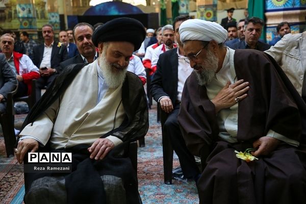 آیین تجلیل از خادمان کشوری جشن‌های نیمه شعبان در مسجد جمکران