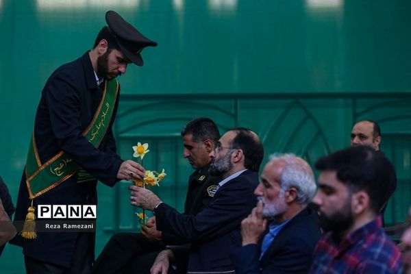 آیین تجلیل از خادمان کشوری جشن‌های نیمه شعبان در مسجد جمکران