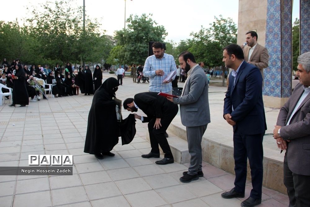 سی‌وهفتمین گردهمایی «با این ستاره‌ها» در اسلامشهر