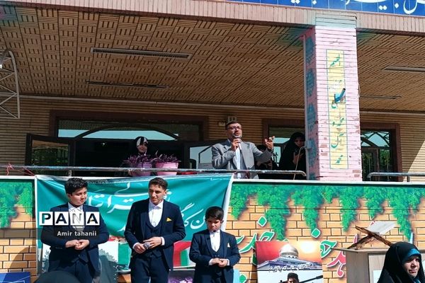 تشیع پیکر شهید گمنام در دبستان شاهد حضرت خدیجه( س) منطقه ۱۸